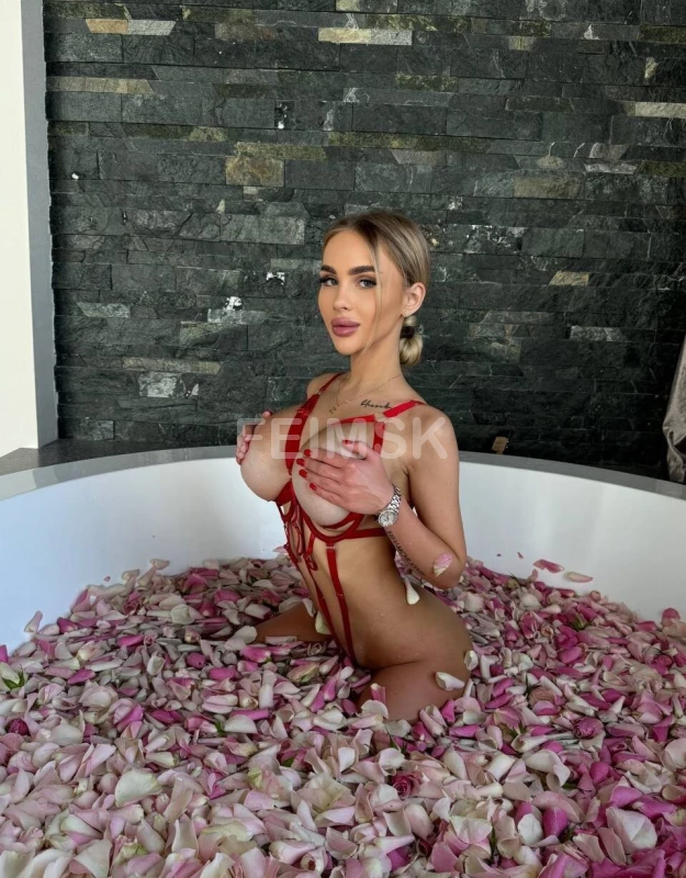 СОФИЯ МАЛЫШКА